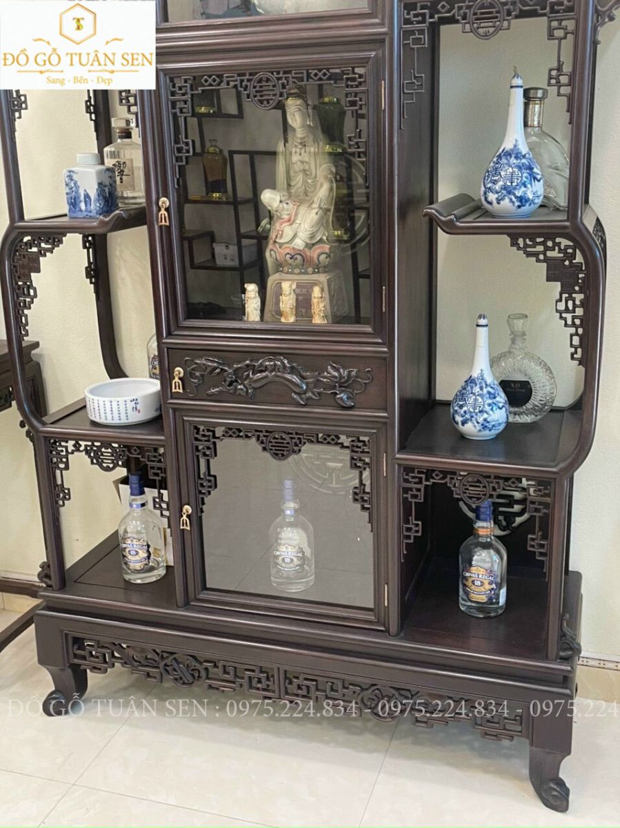 Nét đặc sắc của tủ bày đồ dơi T13 